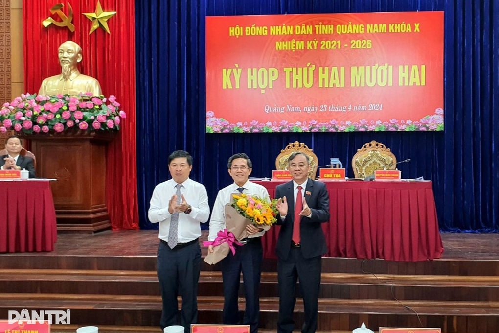 Ông Trần Nam Hưng làm Phó Chủ tịch UBND tỉnh Quảng Nam - 1 Ông Trần Nam Hưng làm Phó Chủ tịch UBND tỉnh Quảng Nam - 1