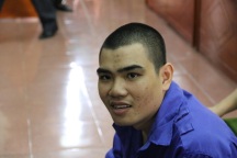 Sự lạnh lùng kẻ sát hại 4 người ở bản Phồng tại tòa