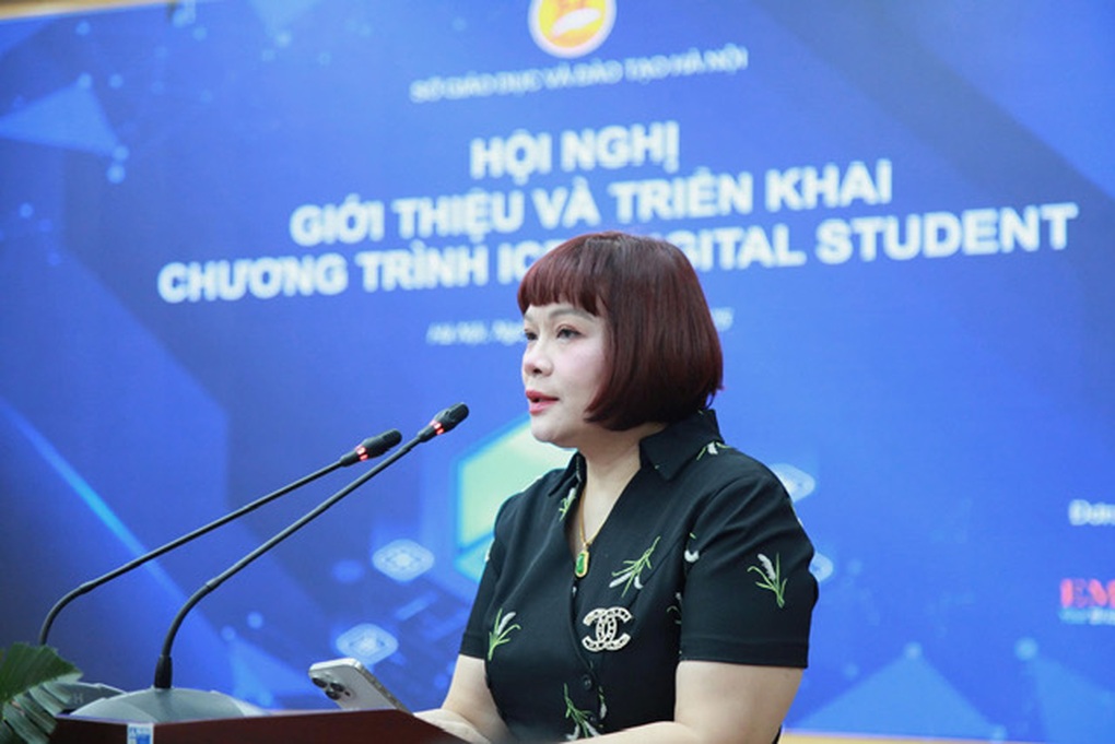 Zlepšení digitální gramotnosti středoškoláků v Hanoji - 4 Nâng cao năng lực số cho học sinh phổ thông Hà Nội - 4