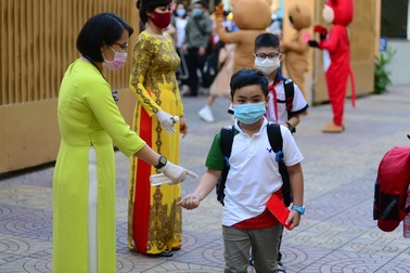 TPHCM đề xuất tất cả 1,7 triệu học sinh trở lại trường từ 14/2