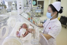 Bức tranh dân số Trung Quốc ảm đạm khi ca sinh lần đầu giảm dưới 10 triệu