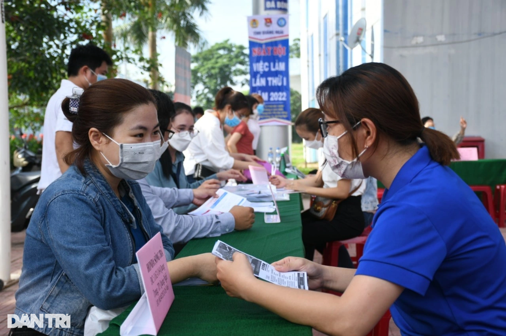 Sau Tết, doanh nghiệp tại Quảng Ngãi tuyển dụng hơn 10.000 lao động - 1 Sau Tết, doanh nghiệp tại Quảng Ngãi tuyển dụng hơn 10.000 lao động - 1