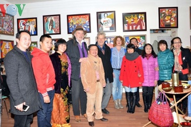 Gặp gỡ, giao lưu nhân dịp triển lãm Không gian văn hóa Việt Nam ở Đức