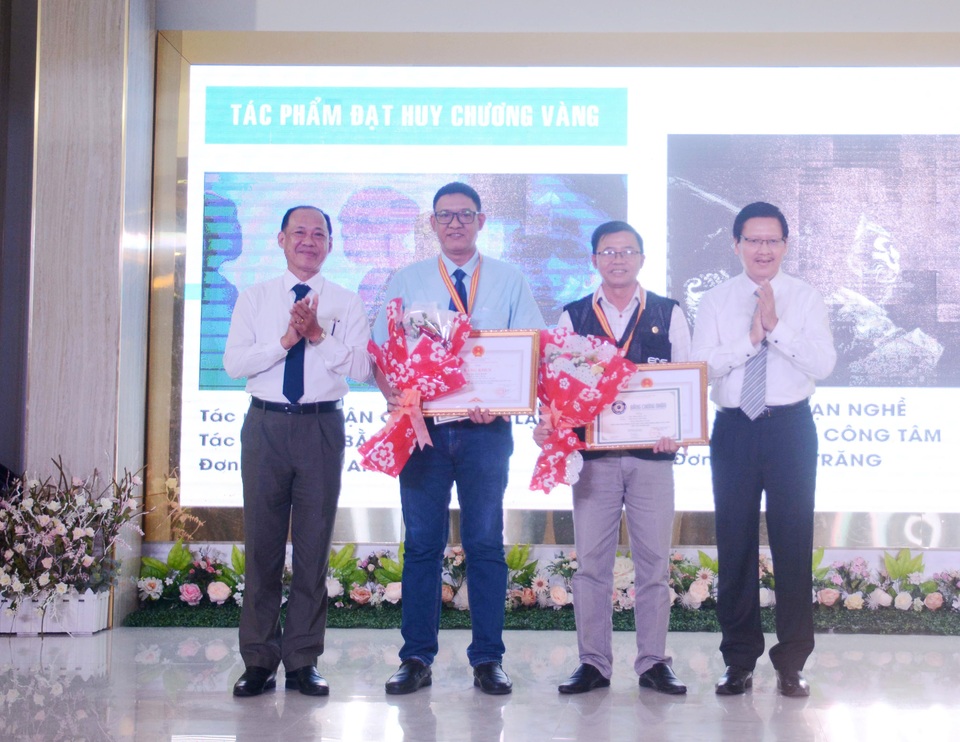 Liên hoan ảnh nghệ thuật khu vực ĐBSCL năm 2020 - 1 Liên hoan ảnh nghệ thuật khu vực ĐBSCL năm 2020 - 1