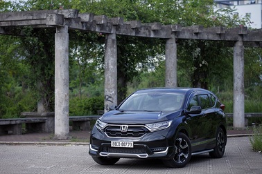 Mặc thị trường "mơ" xe giá rẻ, Honda Việt Nam đột ngột tăng giá CR-V