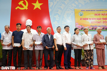 Báo Dân trí tặng quà tri ân người có công ở Cần Thơ