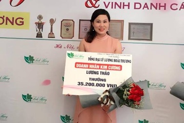 Cô giáo 8x tài năng kiếm thêm tiền triệu mỗi ngày từ kinh doanh online