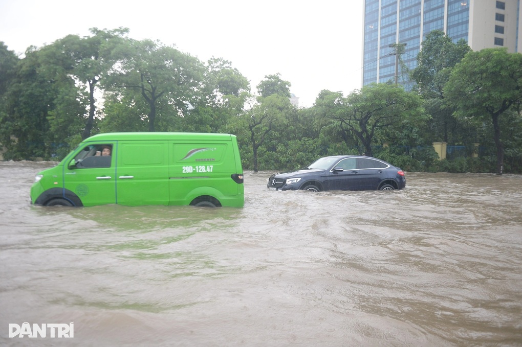 Bão Bualoi và mưa lũ khiến 51 người chết, mất tích, 8.000 tỷ đồng mất trắng - 2 Bão Bualoi và mưa lũ khiến 51 người chết, mất tích, 8.000 tỷ đồng mất trắng - 2