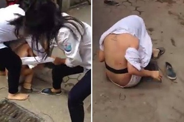 Lại xuất hiện clip nữ sinh đánh nhau, lột áo bạn