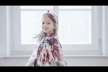 Vẻ đáng yêu của Anna Pavaga