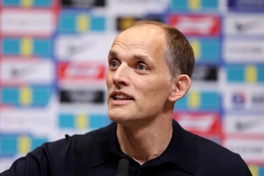 HLV Tuchel bị chỉ trích vì dùng đội hình B của tuyển Anh dự World Cup