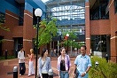 Hội thảo du học Úc: ĐH Kỹ thuật Swinburne và việc làm sau khi tốt nghiệp