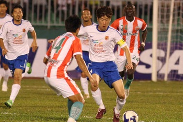 Park Ji Sung lập công trong trận đấu biểu diễn