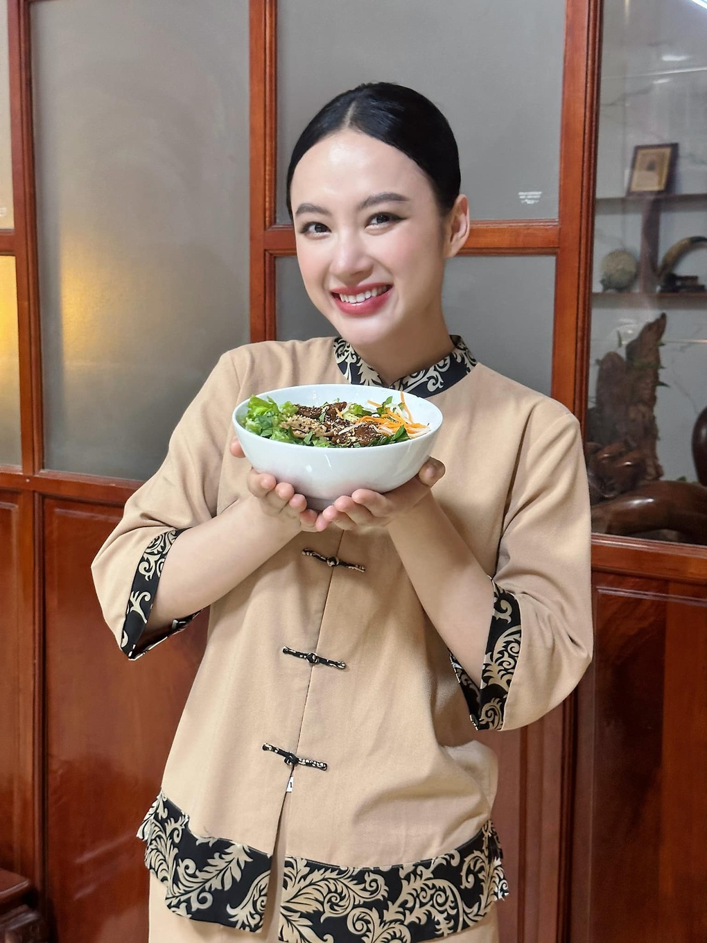 Sao Việt ăn chay: Người cơ bắp cuồn cuộn, người đoạt giải Mỹ nhân hấp dẫn - 3 Sao Việt ăn chay: Người cơ bắp cuồn cuộn, người đoạt giải Mỹ nhân hấp dẫn - 3
