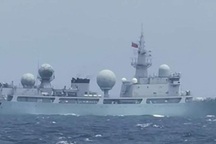 Tàu Trung Quốc bị "tố" khiêu khích để hải quân Philippines nổ súng trước