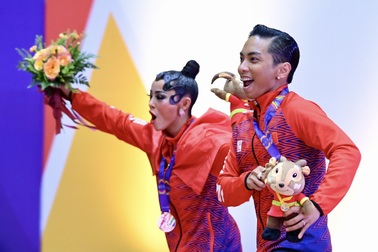 "Mưa HCV" từ wushu, khiêu vũ... Việt Nam bỏ xa Thái Lan, Malaysia