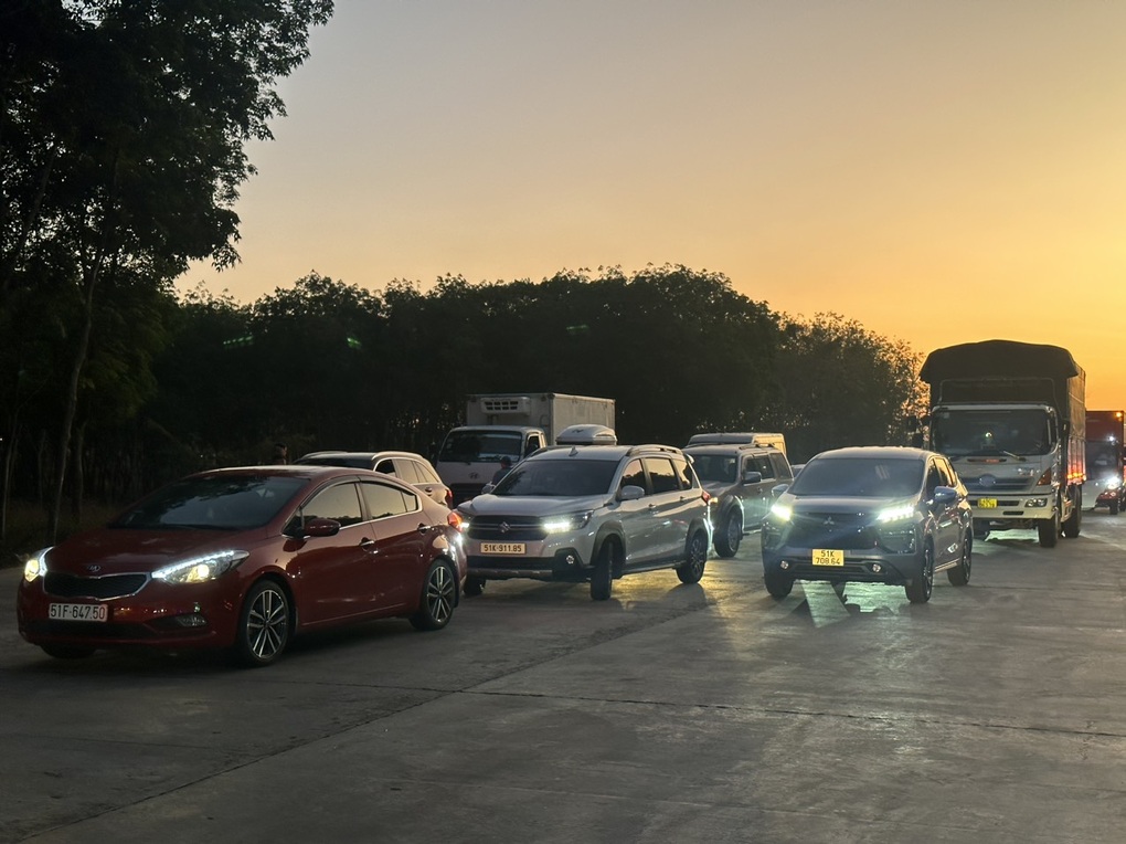 CSGT liên tục đóng cao tốc Vĩnh Hảo - Phan Thiết và Phan Thiết - Dầu Giây - 1 CSGT liên tục đóng cao tốc Vĩnh Hảo - Phan Thiết và Phan Thiết - Dầu Giây - 1
