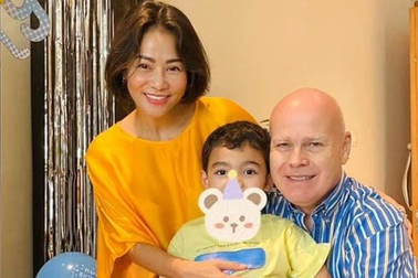 Thu Minh được chồng Tây cưng chiều thế nào sau hơn 1 thập kỷ kết hôn?