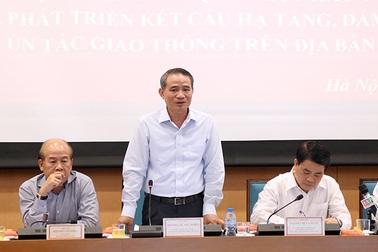 Bộ trưởng GTVT: "Khó thay đổi thói quen 50m không chịu đi bộ"