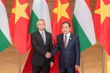 Chủ tịch Quốc hội Trần Thanh Mẫn chủ trì lễ đón Chủ tịch Quốc hội Hungary