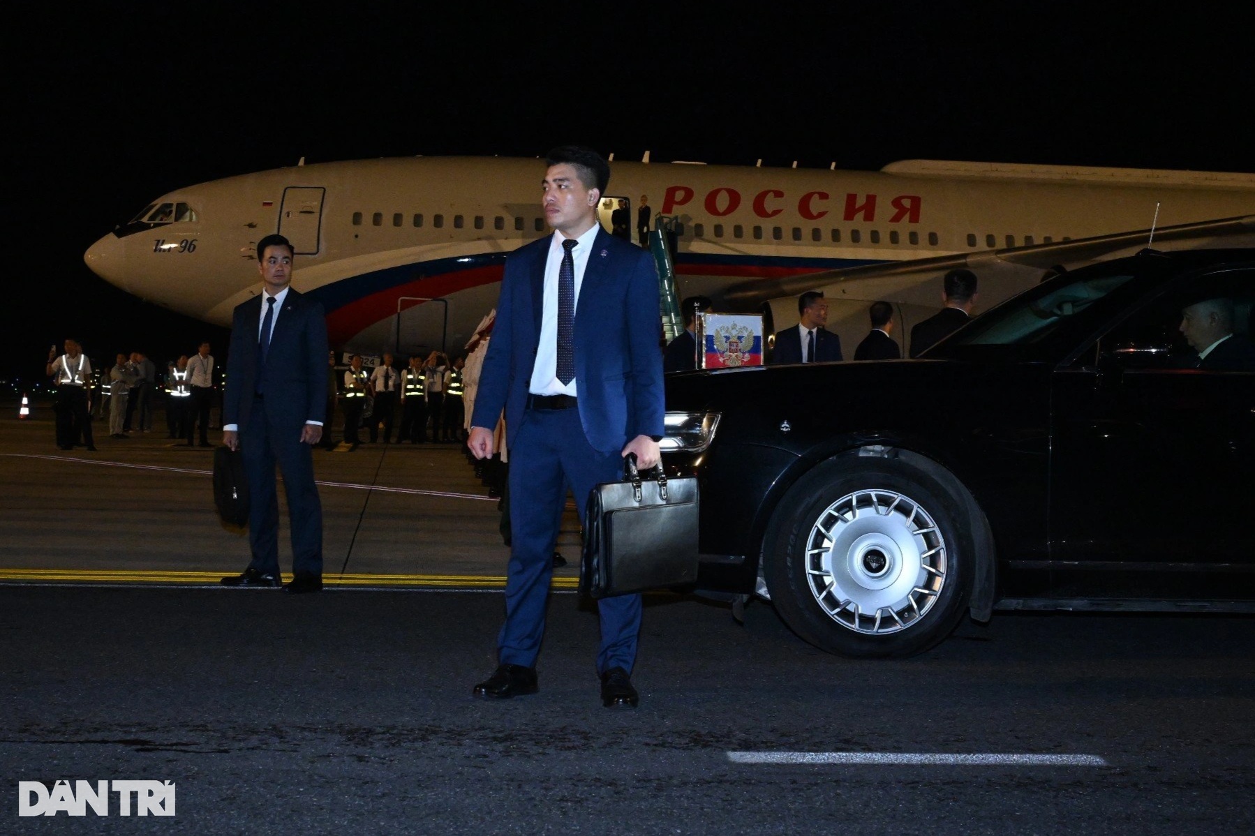 View - Chuyến thăm của Tổng thống Putin dưới góc nhìn của các sĩ quan cảnh vệ | Báo Dân trí