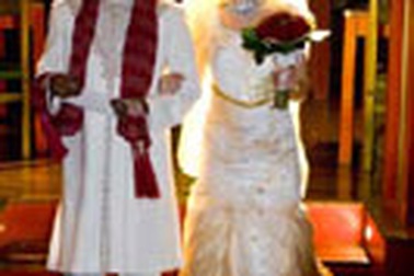 Cưới người nhiễm HIV dương tính 