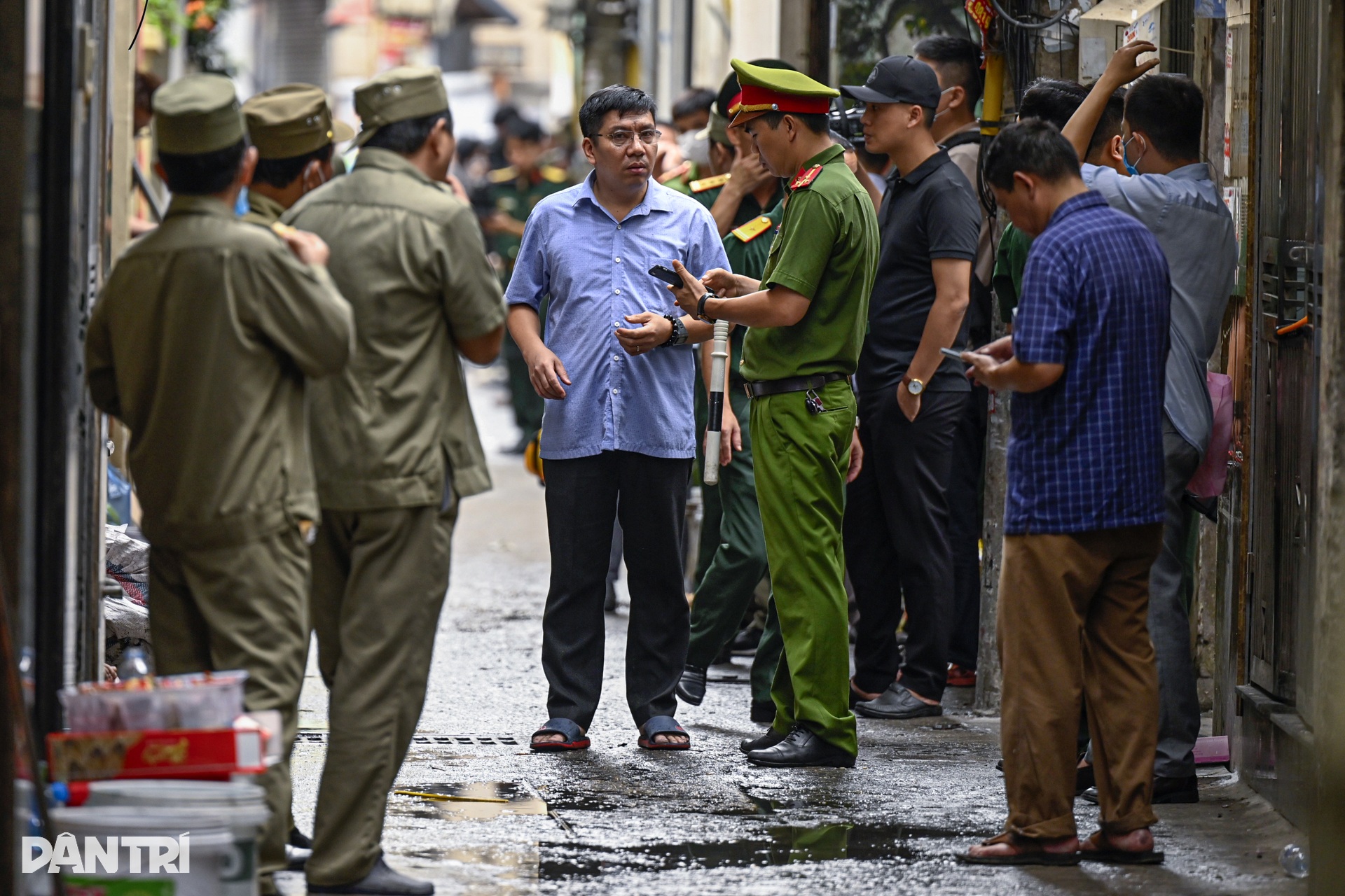 Đống tro tàn ám ảnh bên trong chung cư mini bị cháy ở Hà Nội - 11