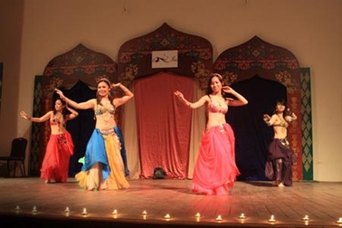 Sôi động đêm diễn Belly dance vì trẻ em có HIV