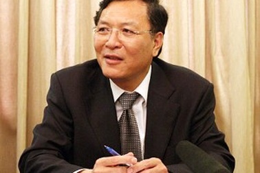Bộ trưởng GD "đăng đàn" đối thoại trực tuyến