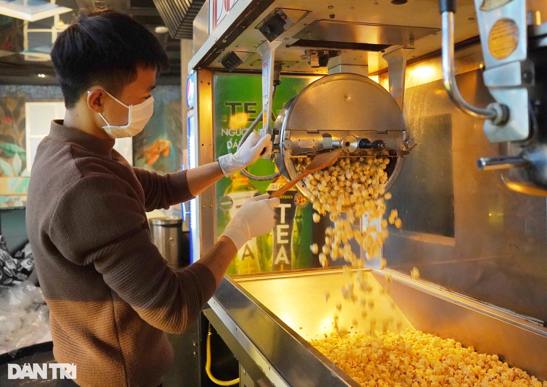 Các rạp phim ở Hà Nội dọn dẹp, sẵn sàng mở cửa trở lại vào ngày 10/2 - 9 Các rạp phim ở Hà Nội dọn dẹp, sẵn sàng mở cửa trở lại vào ngày 10/2 - 9