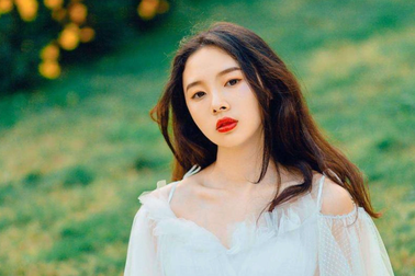 Bạn trai giàu không bao giờ nói về bố mẹ anh ấy, đến thăm tôi mới hiểu...