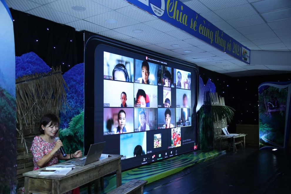 Chia sẻ cùng thầy cô 2021: Nghịch cảnh không thể làm nản lòng người thầy - 1 Chia sẻ cùng thầy cô 2021: Nghịch cảnh không thể làm nản lòng người thầy - 1