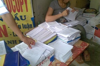 “Chợ” luận văn giá bèo tấp nập bán, mua