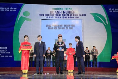 PVCFC tiếp tục được vinh danh “Doanh nghiệp thực hiện tốt trách nhiệm an sinh xã hội” 