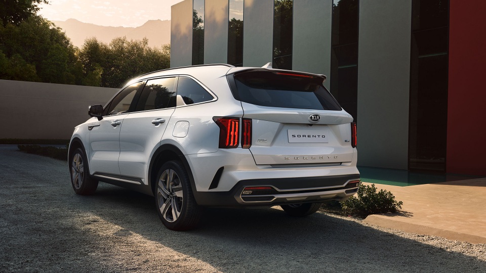 Kia Sorento 2021 chính thức ra mắt - Hoàn toàn lột xác - 2 Kia Sorento 2021 chính thức ra mắt - Hoàn toàn lột xác - 2