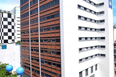 ĐH Hoa Sen: 11.000 m2 đất và vốn kích cầu làm lợi cho ai?