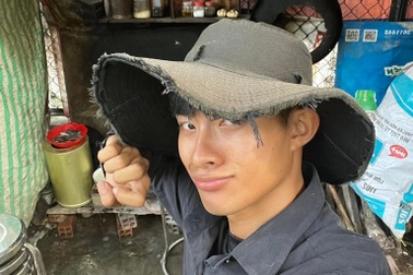 Chuyện gì xảy ra với "thanh niên chăn vịt" Lê Tuấn Khang những ngày qua?