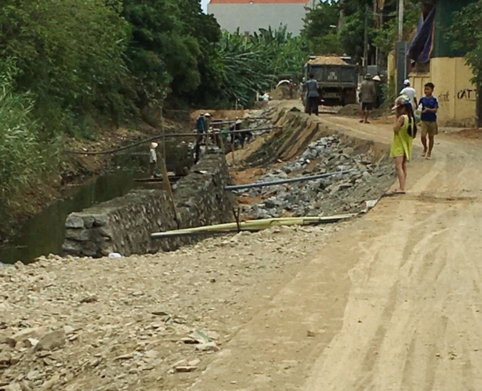 Công trình xây kè “nuốt” dòng chảy tại Quảng Bình: Bổ sung một số hạng mục - 1 Công trình xây kè “nuốt” dòng chảy tại Quảng Bình: Bổ sung một số hạng mục - 1