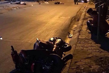 Hà Nội: Phát hiện 2 thanh niên tử vong trên phố lúc rạng sáng