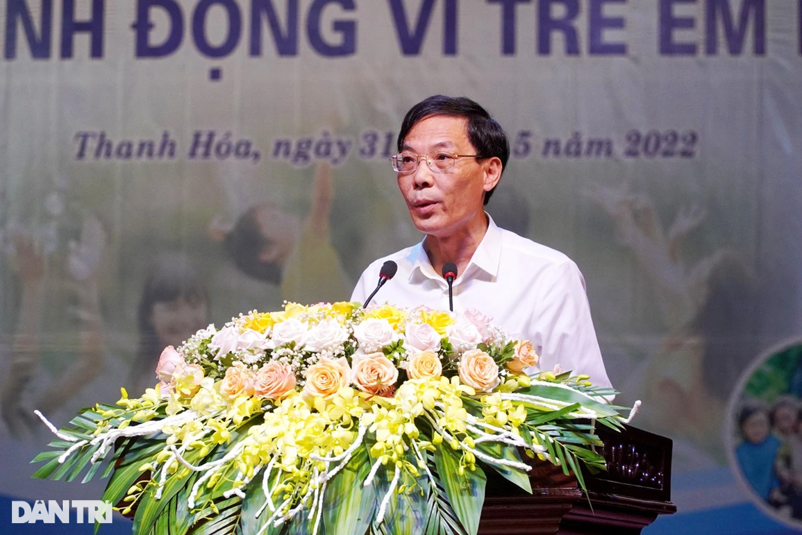 Đừng để phải nói giá như trước những vụ bạo hành trẻ - 7 Đừng để phải nói giá như trước những vụ bạo hành trẻ - 7