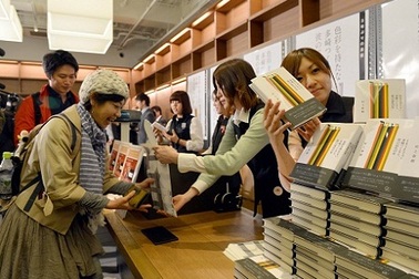 Hàn Quốc: tranh nhau xuất bản tiểu thuyết mới của Haruki Murakami