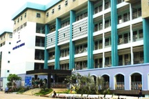 Bệnh viện chụp hình người dân khám BHYT, Sở Y tế TPHCM nói gì?