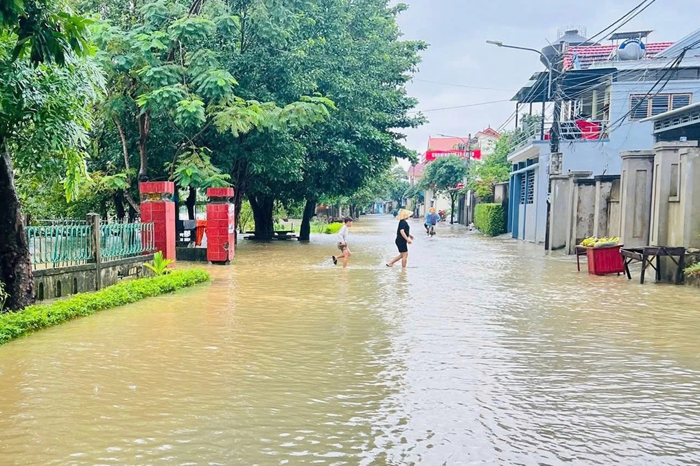 Hà Tĩnh mưa lớn, chính quyền khuyến cáo người dân hạn chế ra ngoài - 2