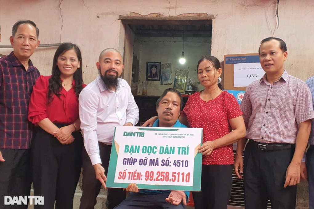 Bạn đọc Dân trí giúp đỡ người bố bị ngã giàn giáo hơn 200 triệu đồng - 1 Bạn đọc Dân trí giúp đỡ người bố bị ngã giàn giáo hơn 200 triệu đồng - 1