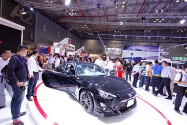 Việt Nam nhập 34.000 ô tô nguyên chiếc từ đầu năm