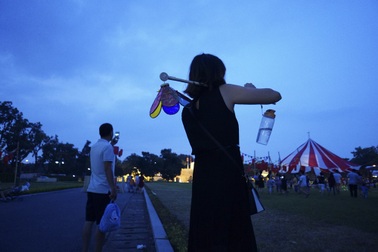 Người lớn, trẻ nhỏ trải nghiệm Tết Trung thu xưa tại Hoàng Thành Thăng Long