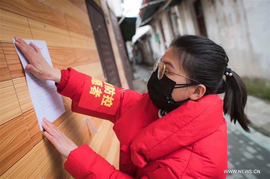 Vũ Hán “gõ cửa” từng nhà, kiểm soát người nhiễm virus như thời chiến - 4 Vũ Hán “gõ cửa” từng nhà, kiểm soát người nhiễm virus như thời chiến - 4