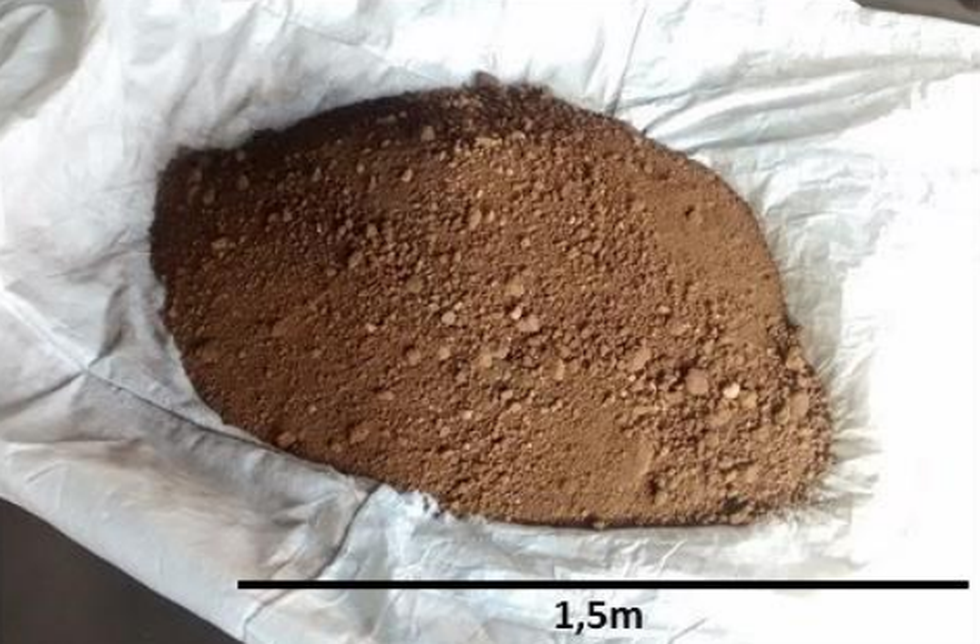 Mẫu quặng đất hiếm được khai thác từ mỏ Nậm Xê (Ảnh: Bộ Khoa học và Công nghệ). Mẫu quặng đất hiếm được khai thác từ mỏ Nậm Xê (Ảnh: Bộ Khoa học và Công nghệ).