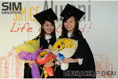 27/12: Hợp điểm báo cáo học bổng cử nhân 100% học phí của SIM