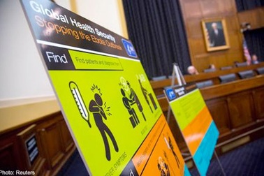 Toàn cảnh thế giới đối phó với bệnh Ebola chết người